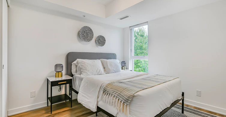 19 Robinson Avenue, Ottawa, ON, K1N 8N8 - 8