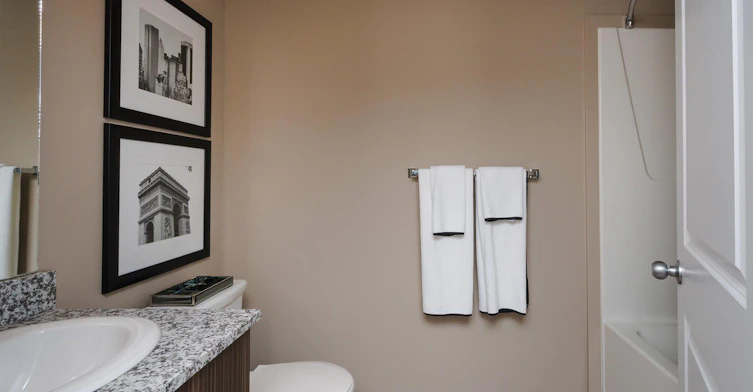 930 156 Street Northwest, Edmonton, AB, T6R 0N7 - 13