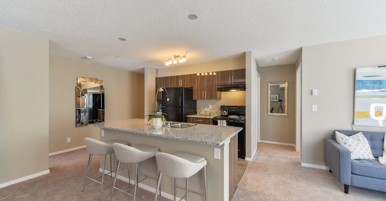 930 156 Street Northwest, Edmonton, AB, T6R 0N7 - 6
