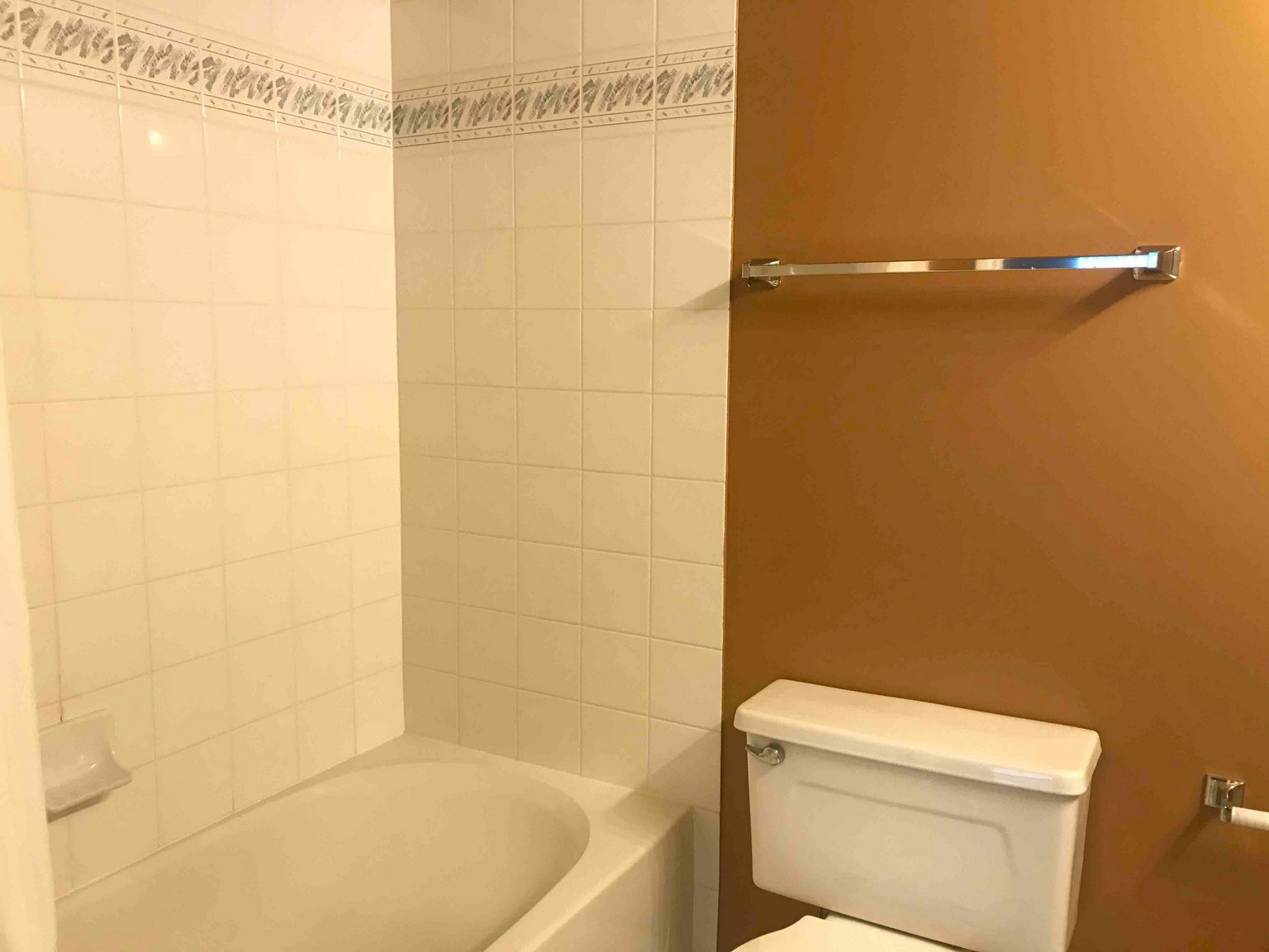 705-9830 Whalley Boulevard, Surrey, BC, V3T 5S7 - 12