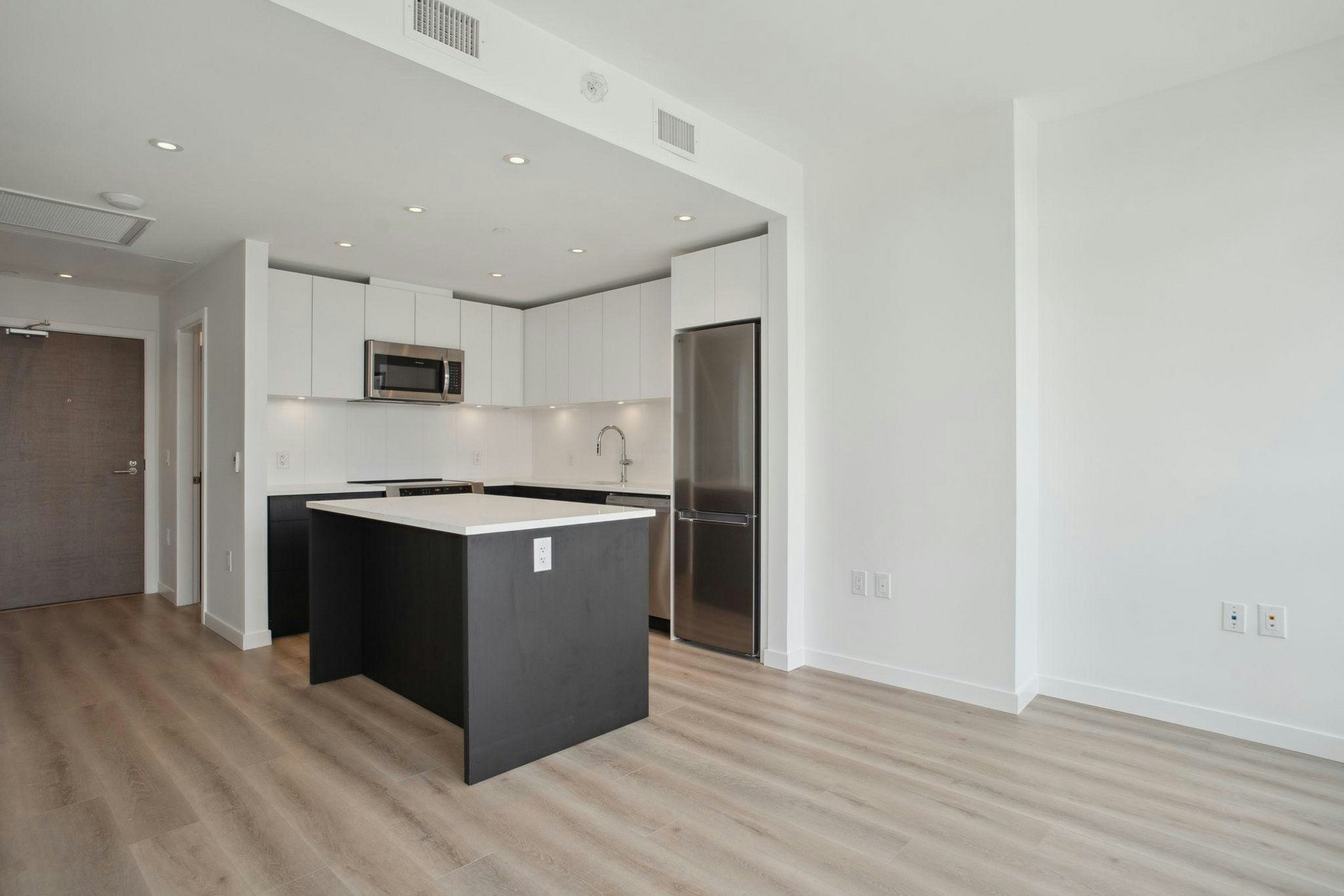 2007-150 Braid Street, New Westminster, BC, V3L 0L4 - 2