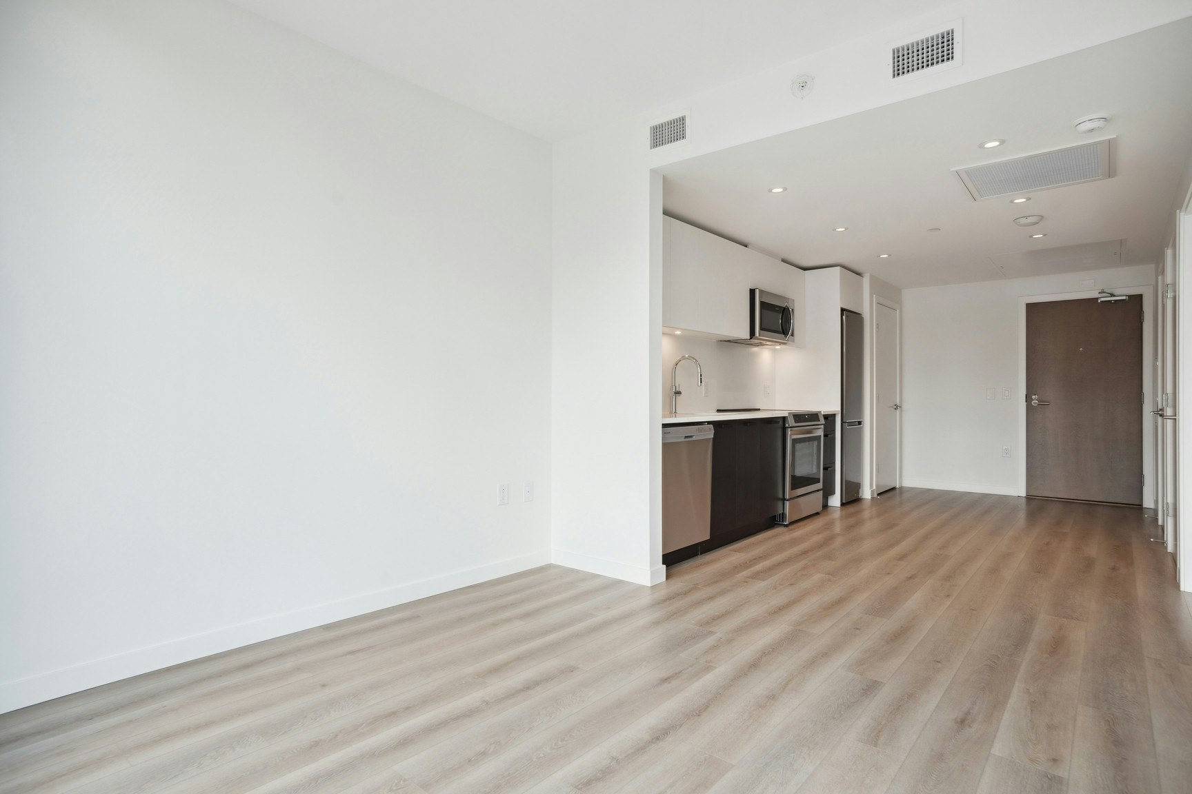 0000-150 Braid Street, New Westminster, BC, V3L 1Y6 - 4