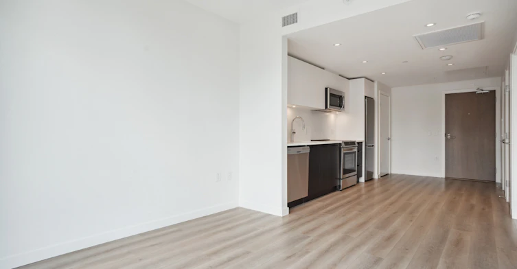0000-150 Braid Street, New Westminster, BC, V3L 1Y6 - 4