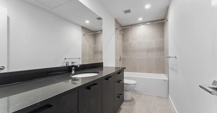 0000-150 Braid Street, New Westminster, BC, V3L 1Y6 - 8