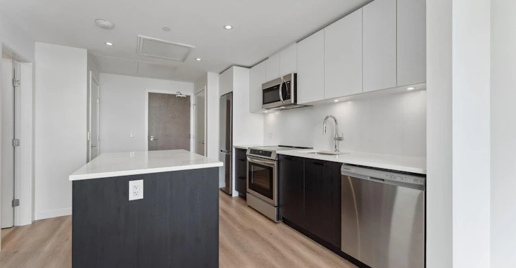 0000-150 Braid Street, New Westminster, BC, V3L 1Y6 - 2