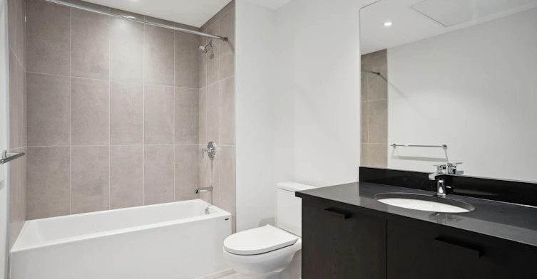 0000-150 Braid Street, New Westminster, BC, V3L 1Y6 - 7