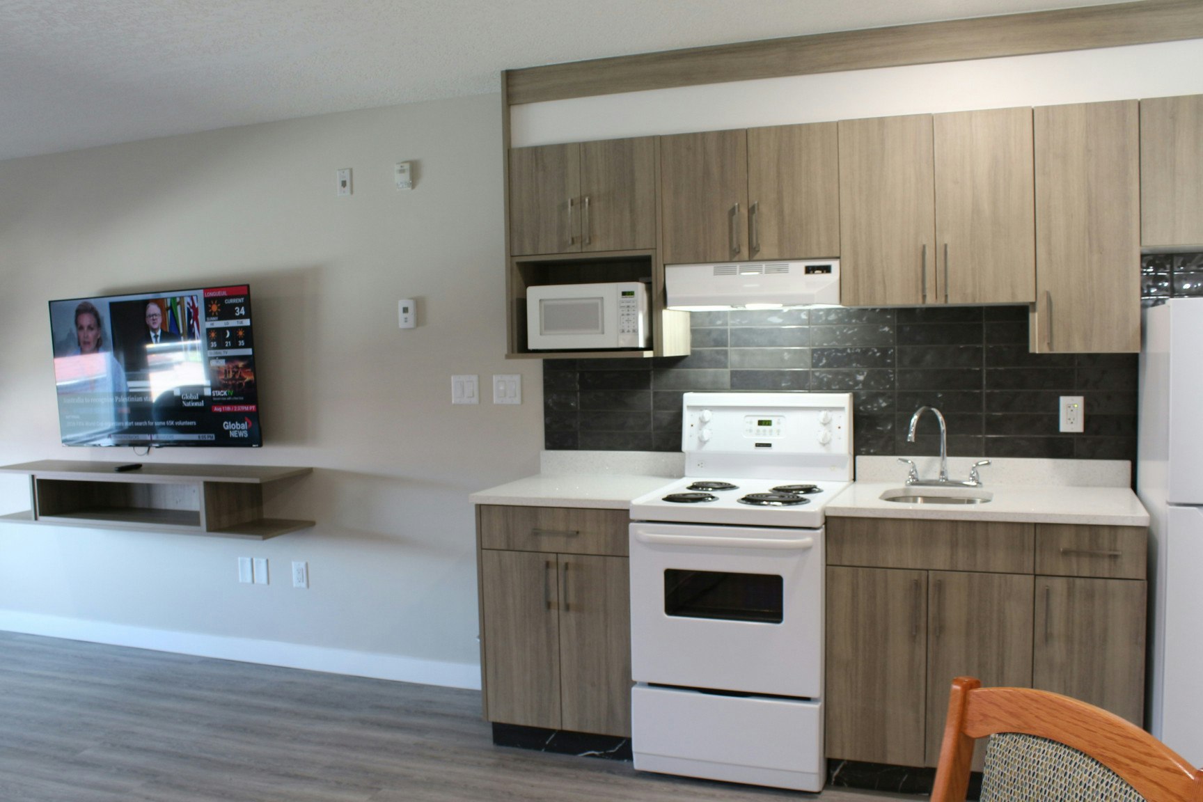 408-7712 Sparrow Drive, Leduc, AB, T9E 8A5 - 3