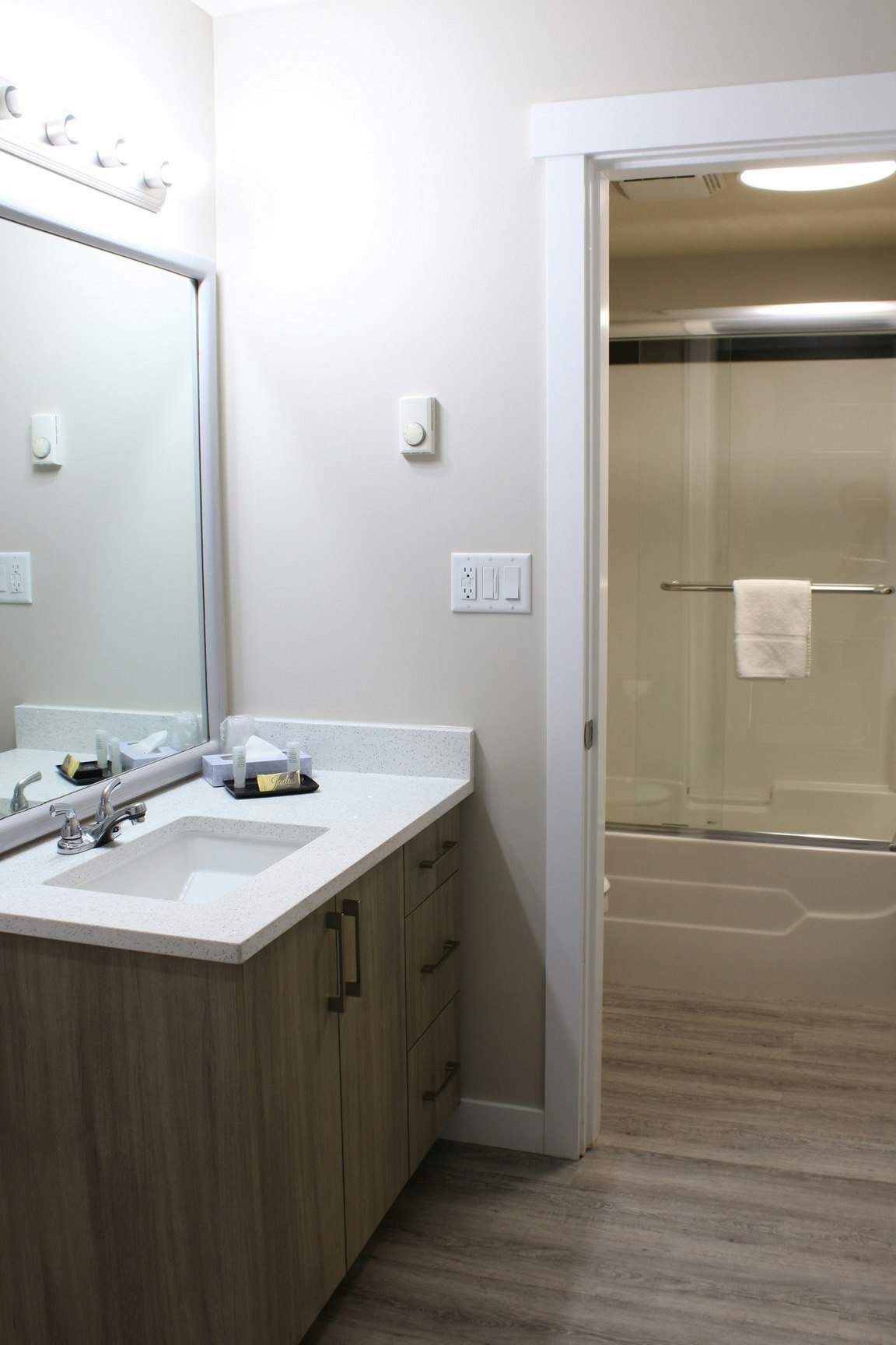 408-7712 Sparrow Drive, Leduc, AB, T9E 8A5 - 6