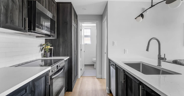 107-658 Somerset Street West, Ottawa, ON, K1R 5K4 - 4