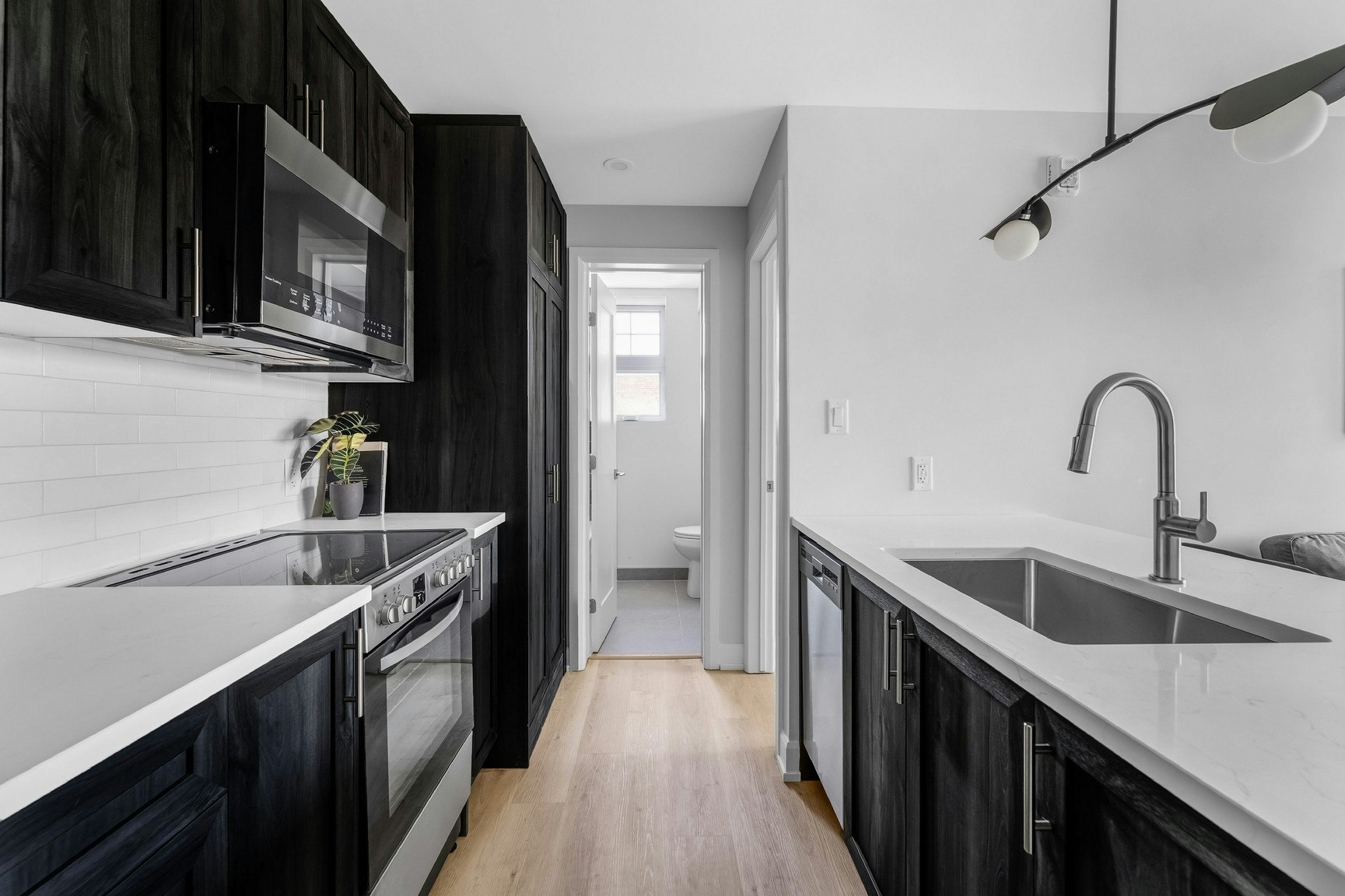 201-658 Somerset Street West, Ottawa, ON, K1R 5K4 - 10