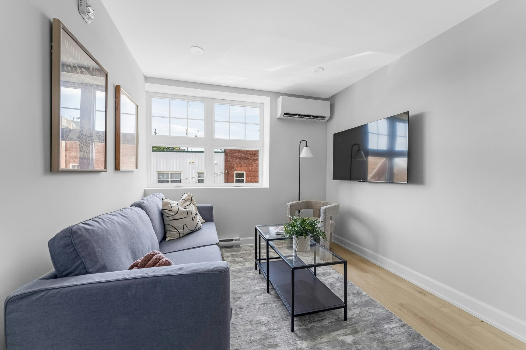 201-658 Somerset Street West, Ottawa, ON, K1R 5K4 - 8