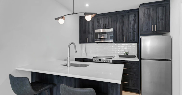 103-658 Somerset Street West, Ottawa, ON, K1R 5K4 - 2