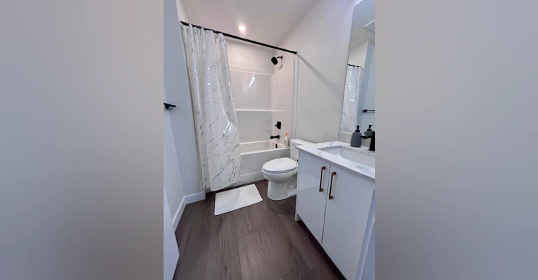Upper-12468 47 Street Northwest, Edmonton, AB, T5W 5E5 - 7