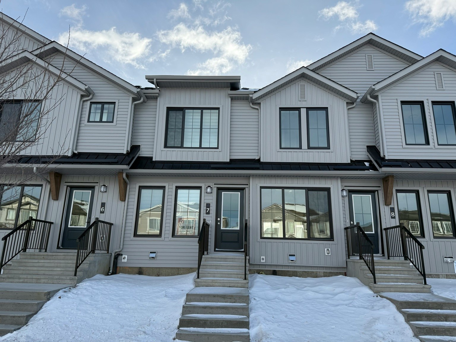 525 Secord Boulevard Nw, Edmonton, AB, T5T 7V3