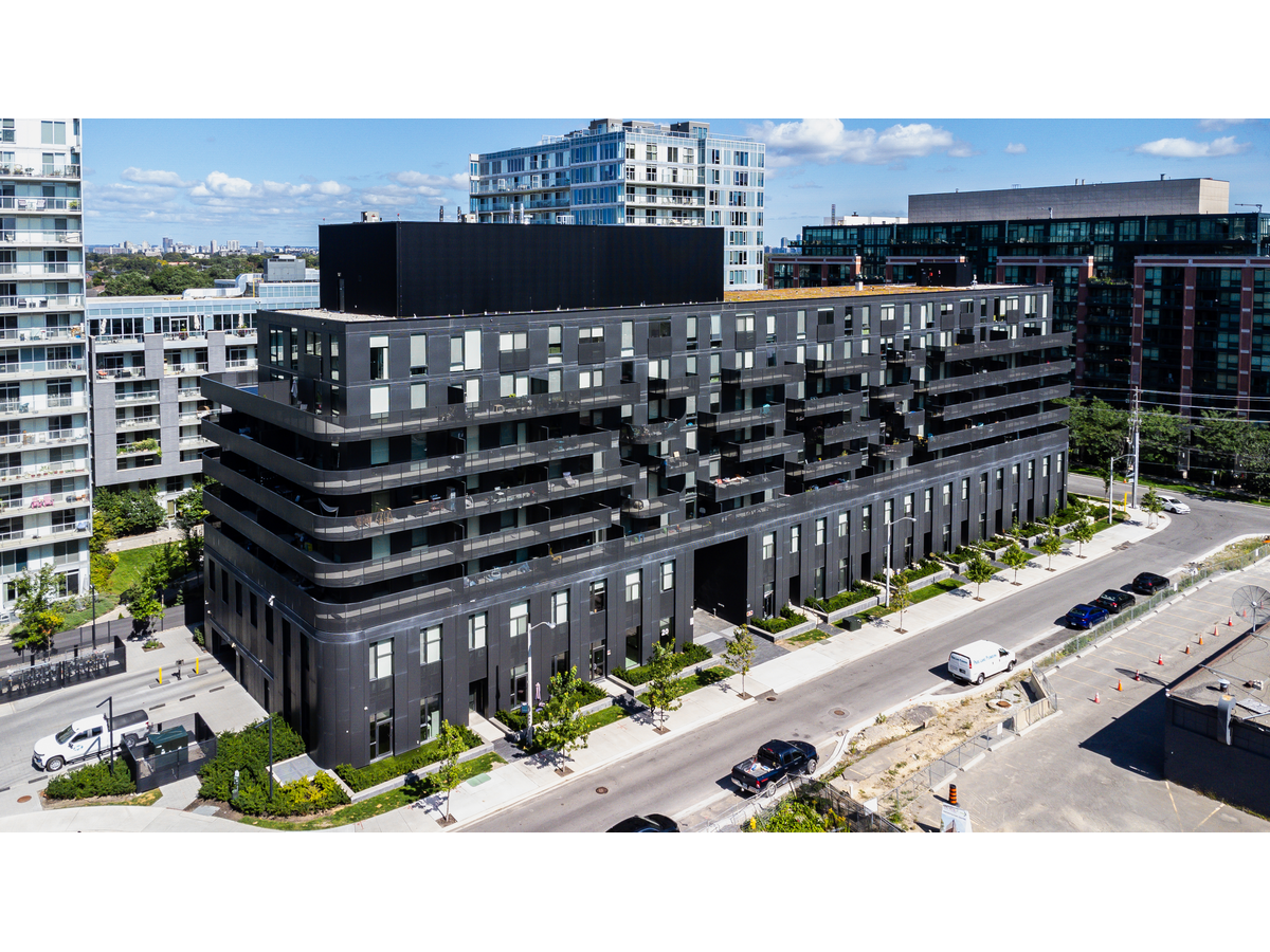 423-20 Monte Kwinter Court, Toronto, ON, M3H 0E1 - 41
