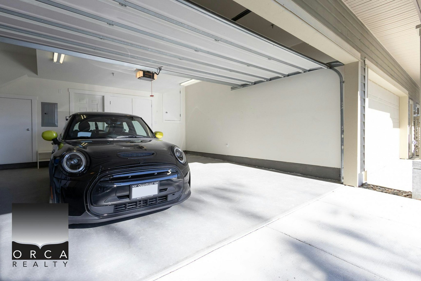 2491 Folkestone Way, West Vancouver, BC, V7S 3J1 - 2