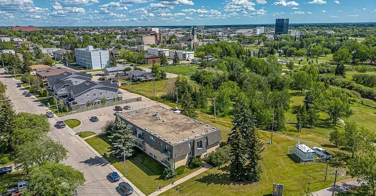 302-10327 107 Avenue, Grande Prairie, AB, T8V 1M4 - 6