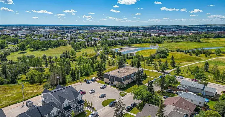 302-10327 107 Avenue, Grande Prairie, AB, T8V 1M4 - 5