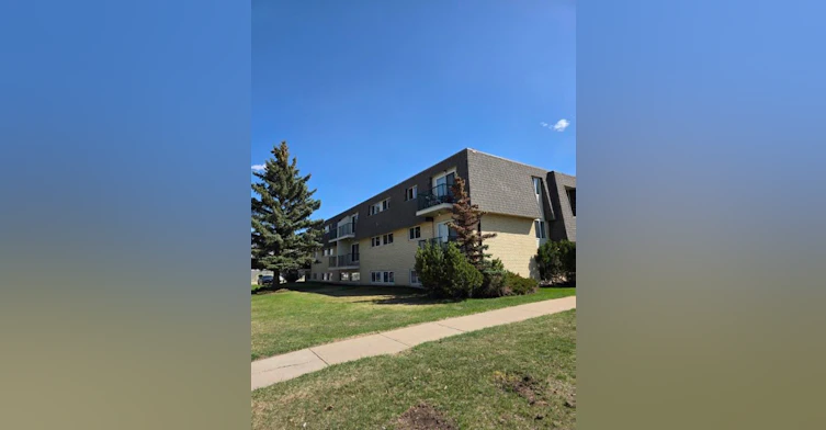 302-10327 107 Avenue, Grande Prairie, AB, T8V 1M4 - 3
