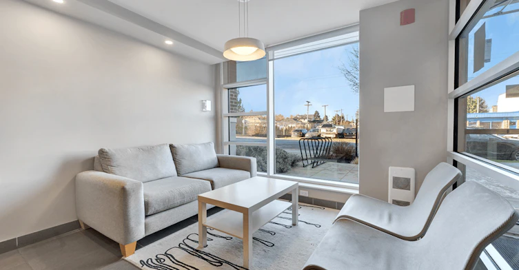 4320 Slocan Street, Vancouver, BC, V5R 1Z2 - 12