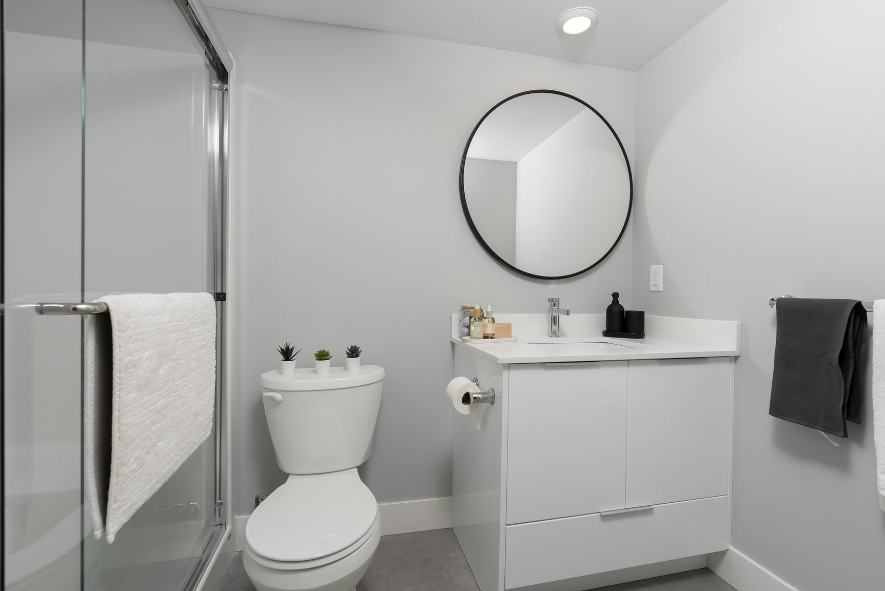418-3352 Hemlock Street, Penticton, BC, V2A 0J2 - 17