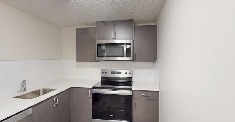 21459 Sheriff King Street Southwest, Calgary, AB, T2X 0K4 - 2