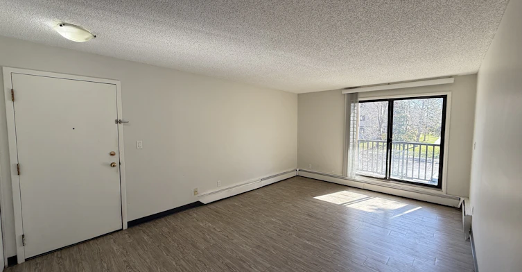 79 Castleridge Drive Northeast, Calgary, AB, T3J 1Z2 - 3