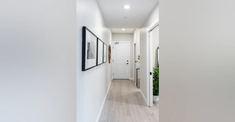 611-825 17 Avenue, Calgary, AB, T2R 1K3