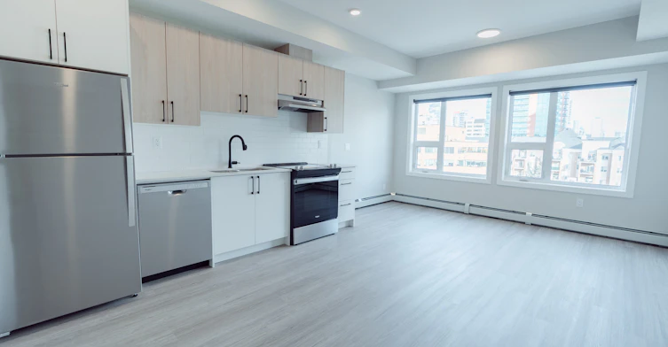 406-825 17 Avenue, Calgary, AB, T2R 1K3 - 2