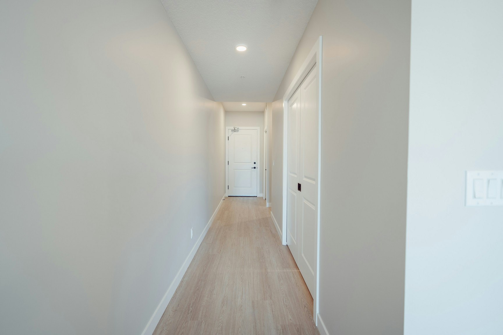 406-825 17 Avenue, Calgary, AB, T2R 1K3