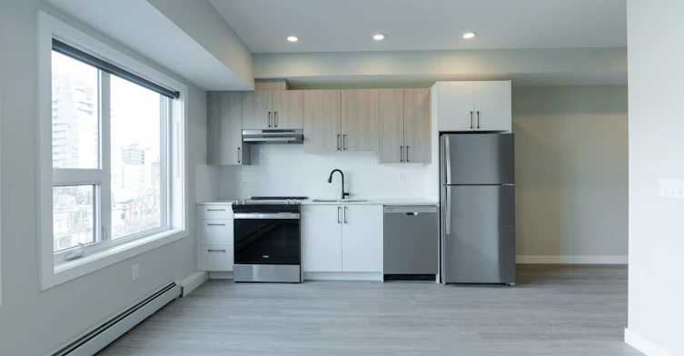 408-825 17 Avenue, Calgary, AB, T2R 1K3 - 3