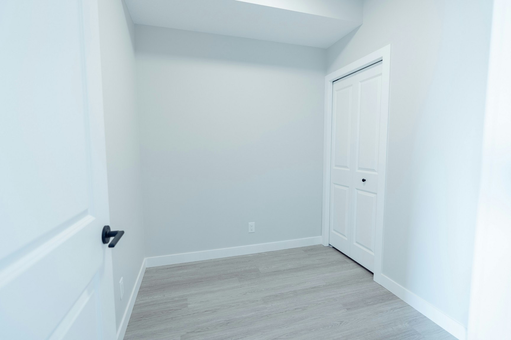 603-825 17 Avenue SW, Calgary, AB, T2R 1K3
