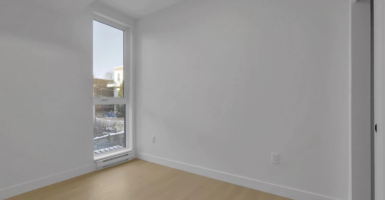 6045 De Maisonneuve Boulevard Ouest, Montréal, QC, H4A 0B5 - 8