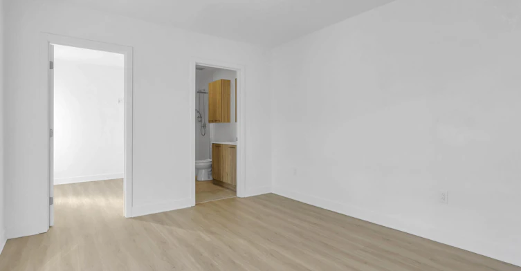 17 De La Triade Place, Pointe-Claire, QC, H9R 0G5 - 4
