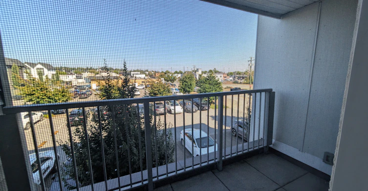 218-5738 175 Street, Surrey, BC, V3S 4T7 - 8