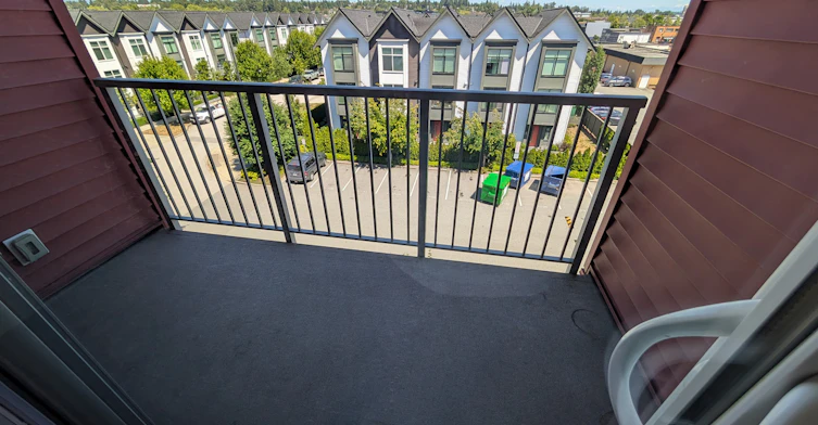 413-5738 175 Street, Surrey, BC, V3S 4T7 - 8
