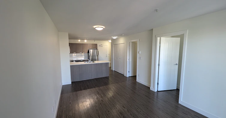 218-5738 175 Street, Surrey, BC, V3S 4T7