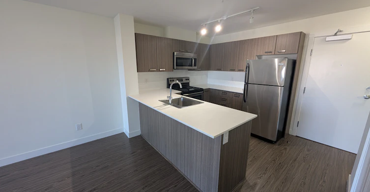 218-5738 175 Street, Surrey, BC, V3S 4T7 - 3