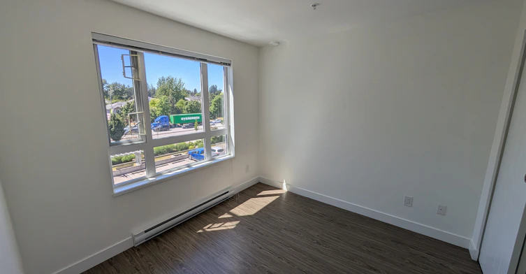 329-5738 175 Street, Surrey, BC, V3S 4T7 - 5