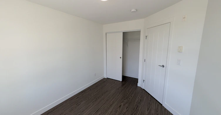 320-5738 175 Street, Surrey, BC, V3S 4T7 - 4