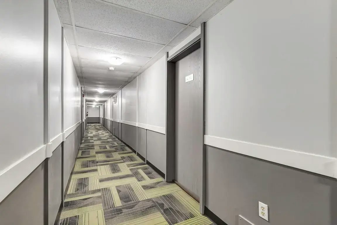 102-6211 48a Avenue, Camrose, AB, T4V 2Y3 - 9