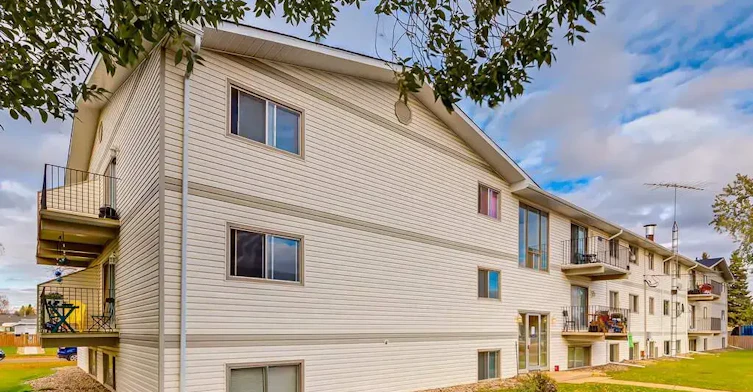 106-6211 48a Avenue, Camrose, AB, T4V 2Y3 - 11