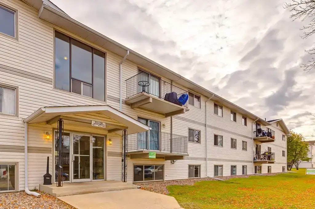 106-6211 48a Avenue, Camrose, AB, T4V 2Y3 - 12
