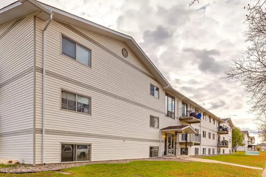 106-6211 48a Avenue, Camrose, AB, T4V 2Y3 - 14