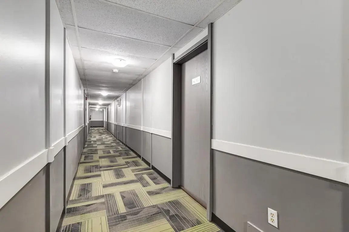 106-6211 48a Avenue, Camrose, AB, T4V 2Y3 - 9