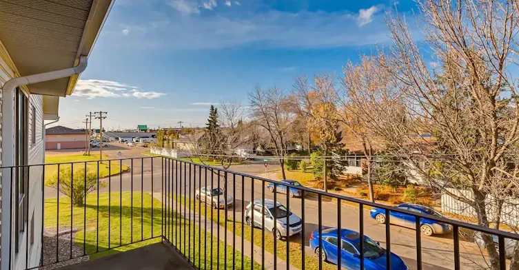 305-6217 48a Avenue, Camrose, AB, T4V 2Y3 - 9