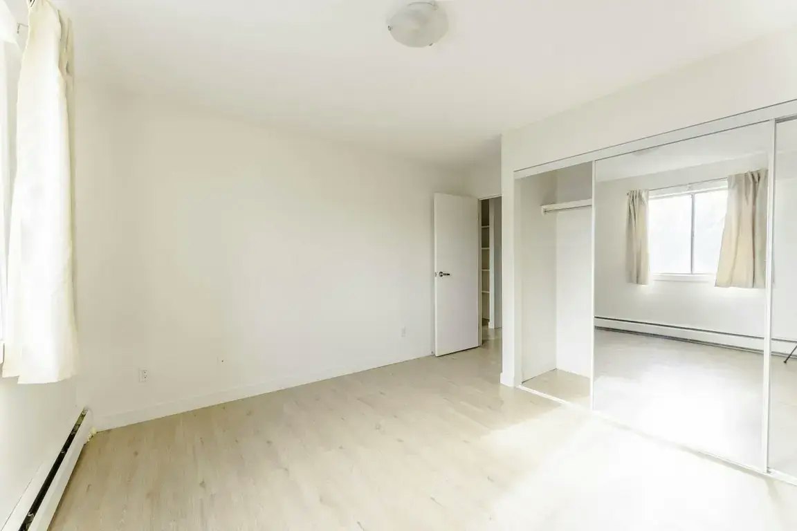 0106-2719 17 Avenue SW, Calgary, AB, T3E 6K5 - 43