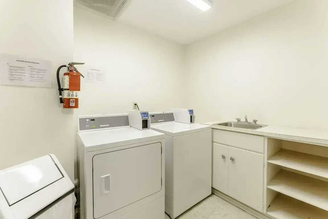 0106-2719 17 Avenue SW, Calgary, AB, T3E 6K5 - 54