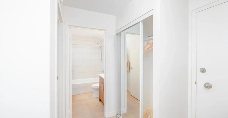 0429-2719 17 Avenue SW, Calgary, AB, T3E 6K5 - 9