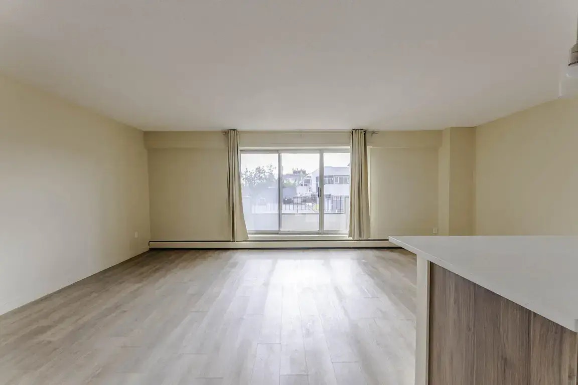 0429-2719 17 Avenue SW, Calgary, AB, T3E 6K5 - 48